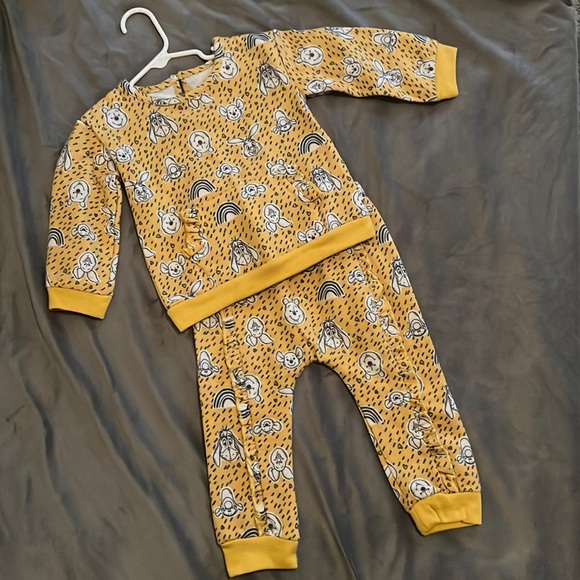 Winnie the Pooh Disney baby sweat suit - Picture 1 of 5